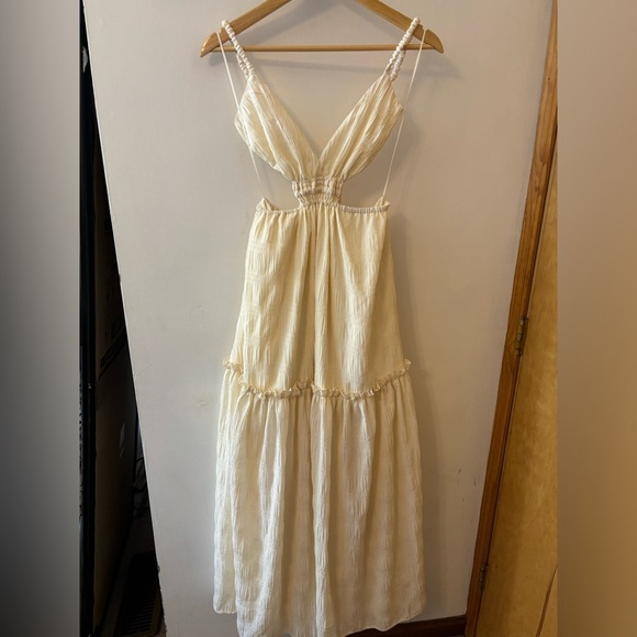 NWT Mable Boutique Brand Tiered Cutout Maxi Dress - Picture 2 of 9